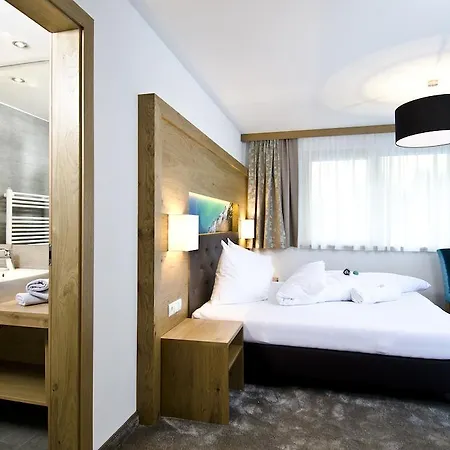 Apart Otel Wolfs Aparts + Ischgl