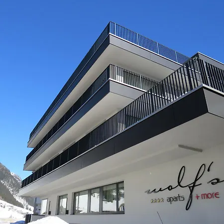 Wolfs Aparts + Aparthotel 4*