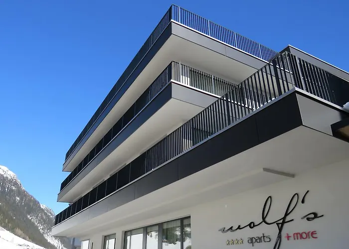 Wolfs Aparts + Apart-hotel 4*