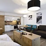 Appart hôtel Wolfs Aparts + 4*
